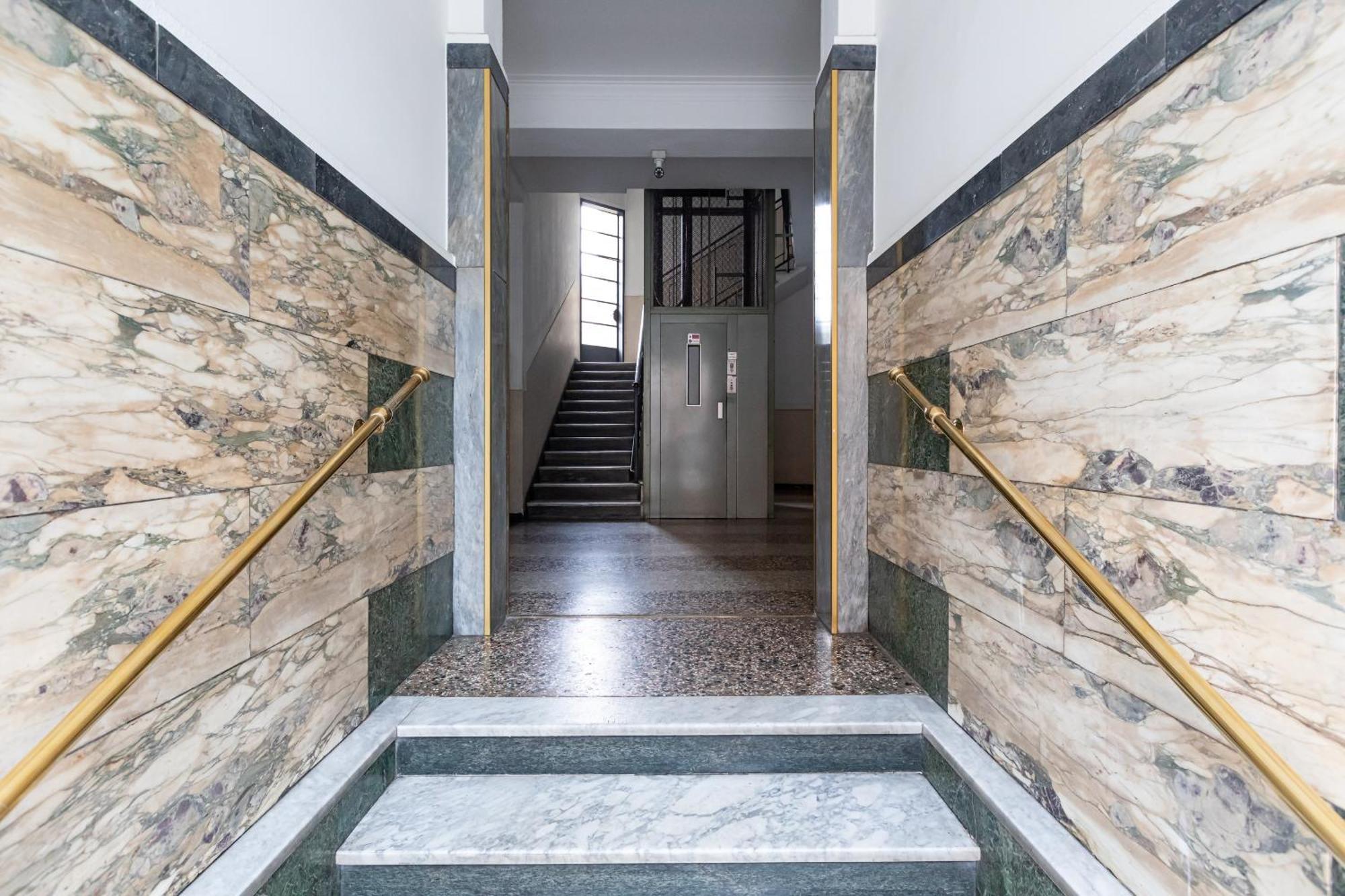 Apartamento Certosa Enchanting With Balcony - Collection
