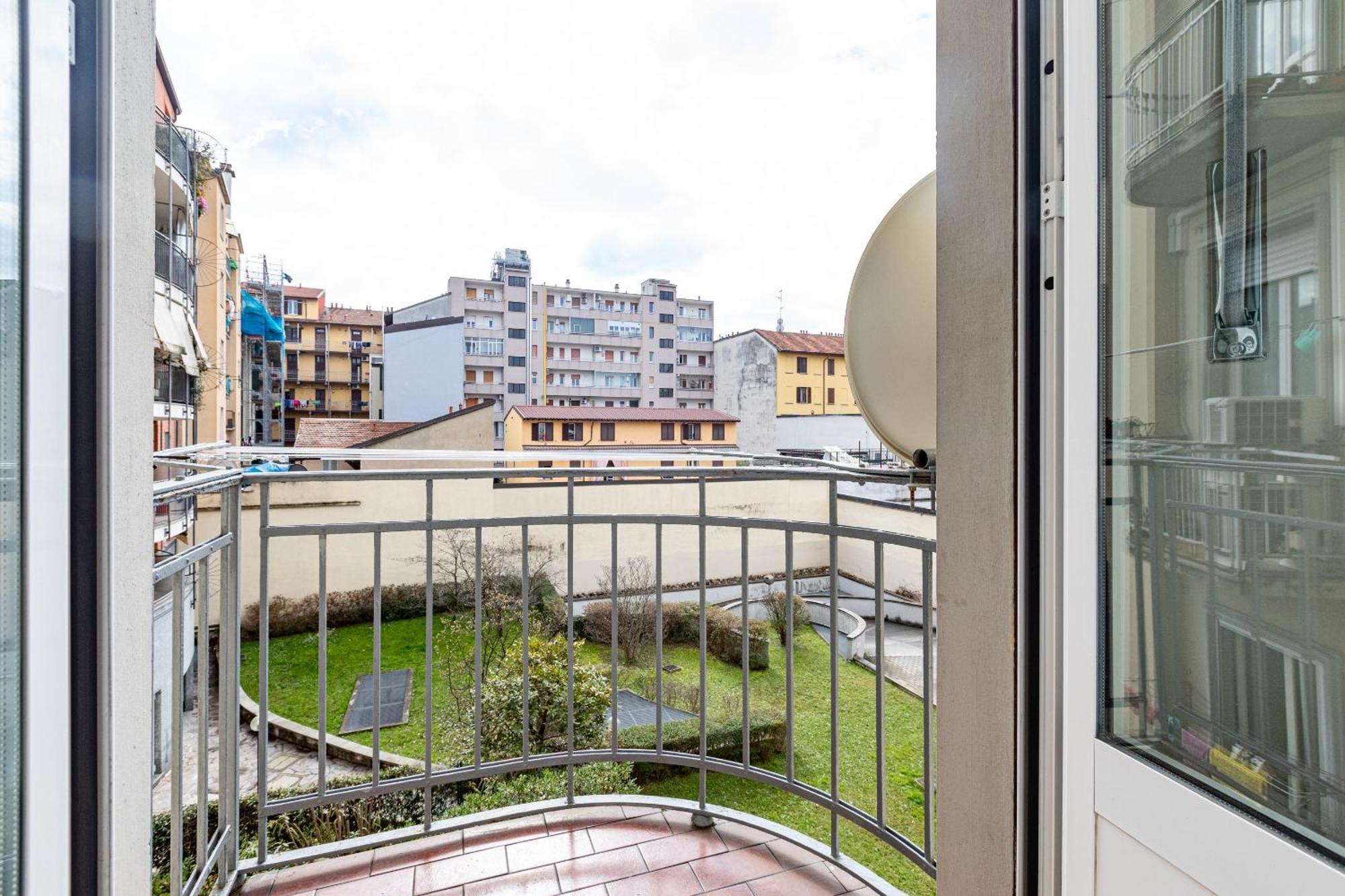 Apartamento Certosa Enchanting With Balcony - Collection Milán